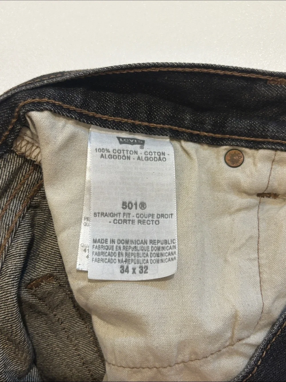 Levi's 501 Men's Straight Leg Botton-Fly